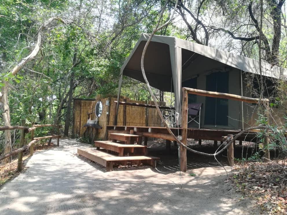 Askiesbos - Samochima Bush Camp Shakawe Exterior foto